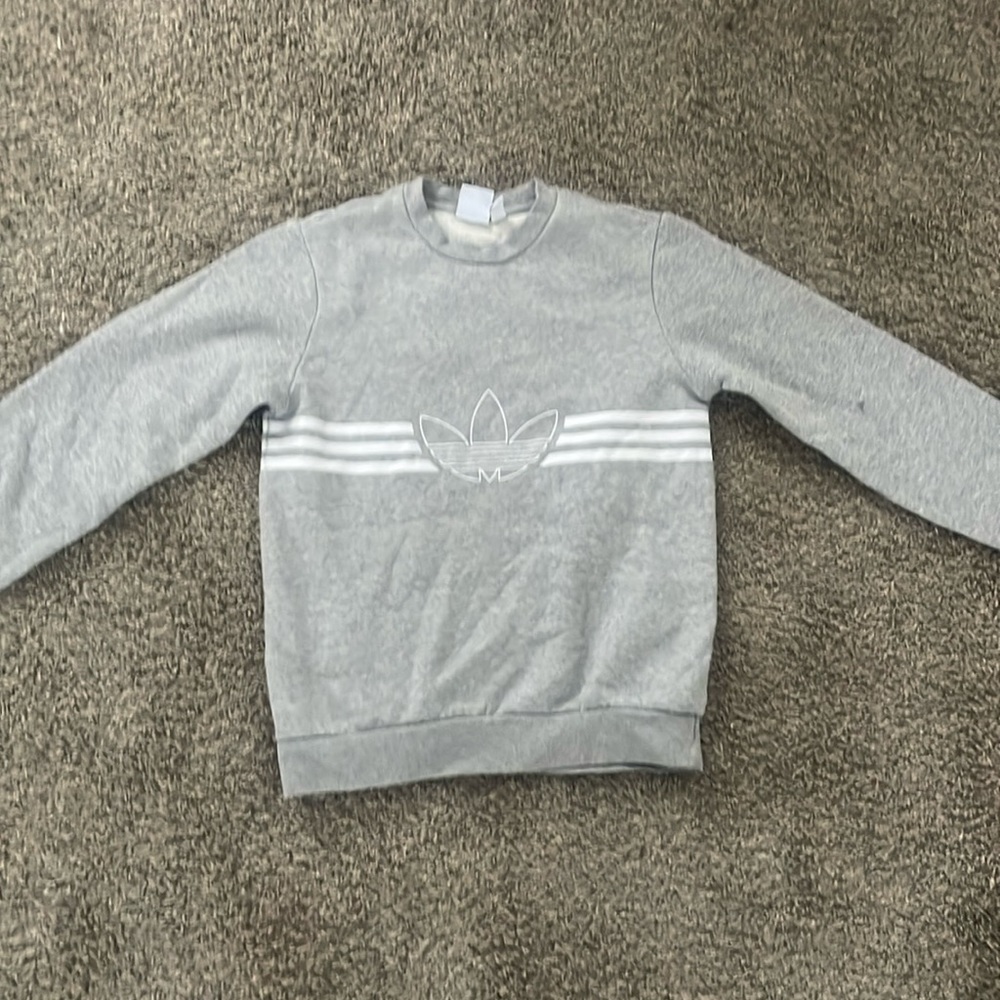 Adidas sweater boys size 11-12y